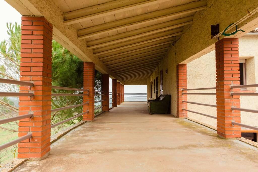 Masia Can Castanyola Marganell Exteriör bild